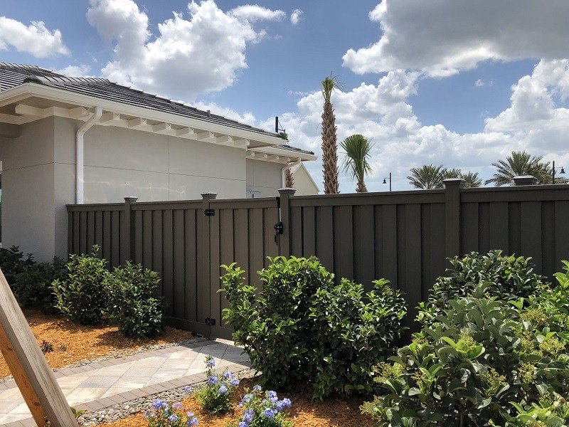 5 Reasons to Consider a Composite Fence in Southwest Florida