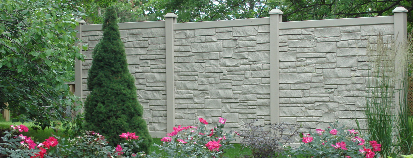 Composite Fencing is The Best Alternative to Stone or Brick