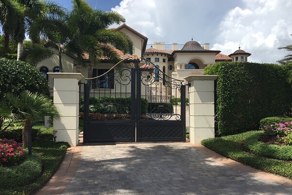 Aluminum Driveway Gates are Perfect for Southwest Florida Homes 