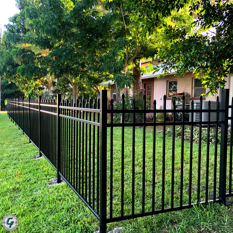 Which is Better, Wood or Aluminum Fencing?